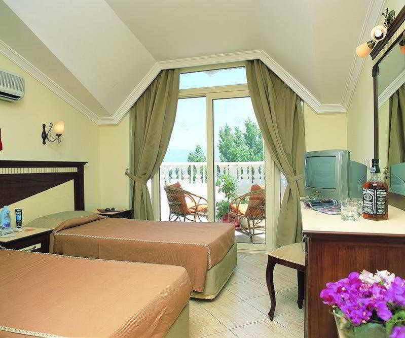 Selen Apart Icmeler Exterior photo