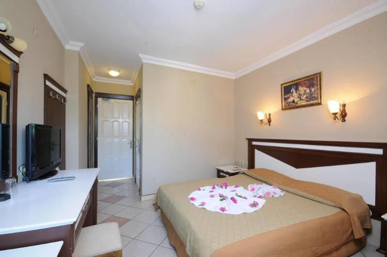 Selen Apart Icmeler Exterior photo